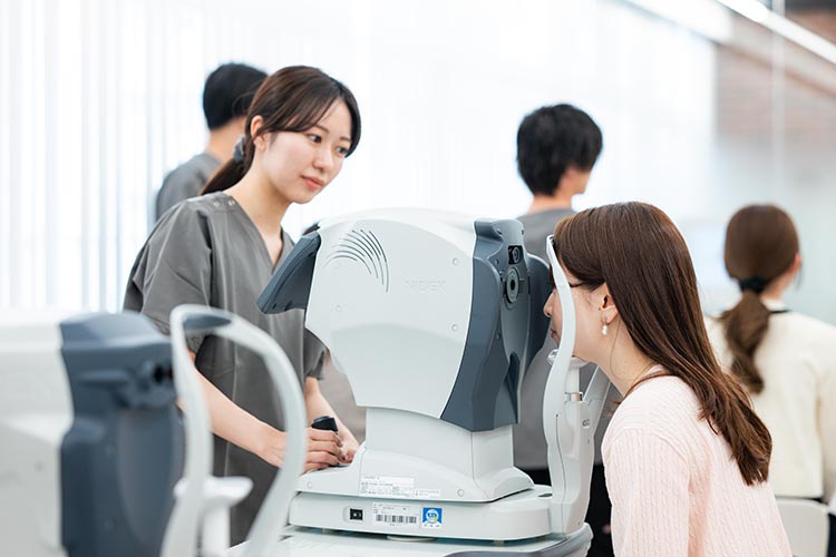 検査をする画像